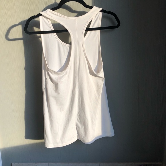 LOLE top - Picture 4 of 8